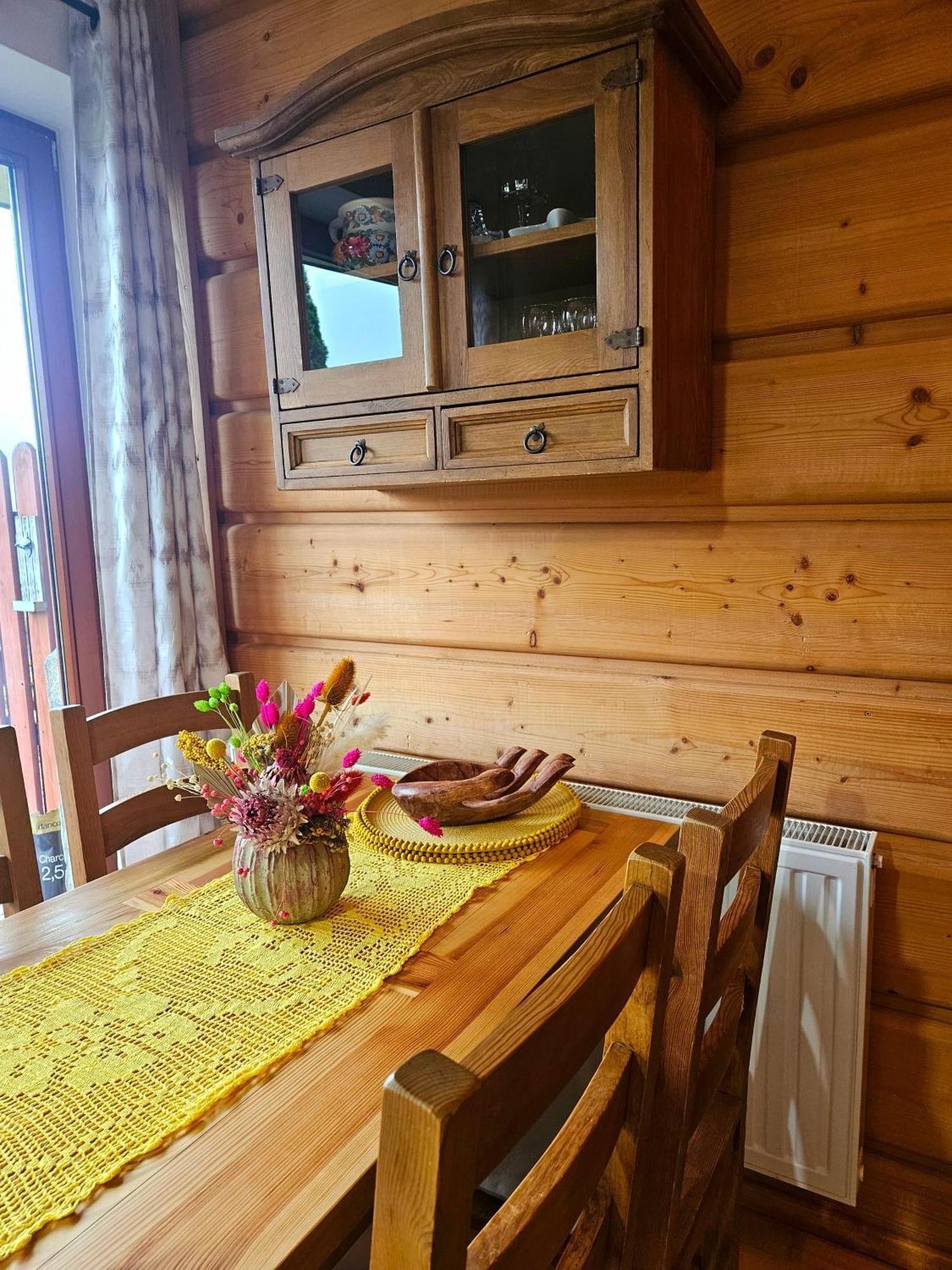 Apartament Z Widokiem Na Gory - Split Ac, Private Terrace, Private Parking كوشتيليسكا المظهر الخارجي الصورة