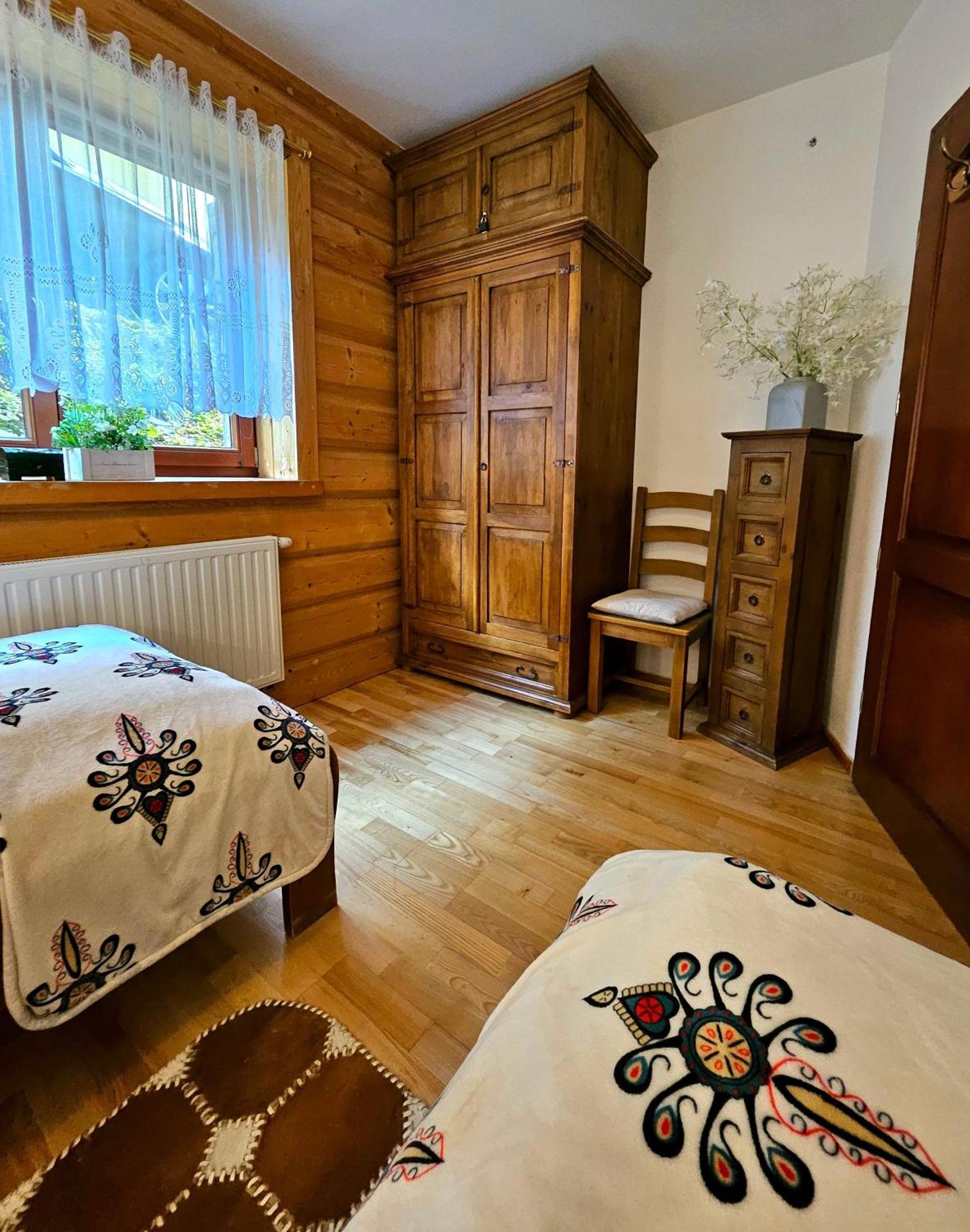 Apartament Z Widokiem Na Gory - Split Ac, Private Terrace, Private Parking كوشتيليسكا المظهر الخارجي الصورة